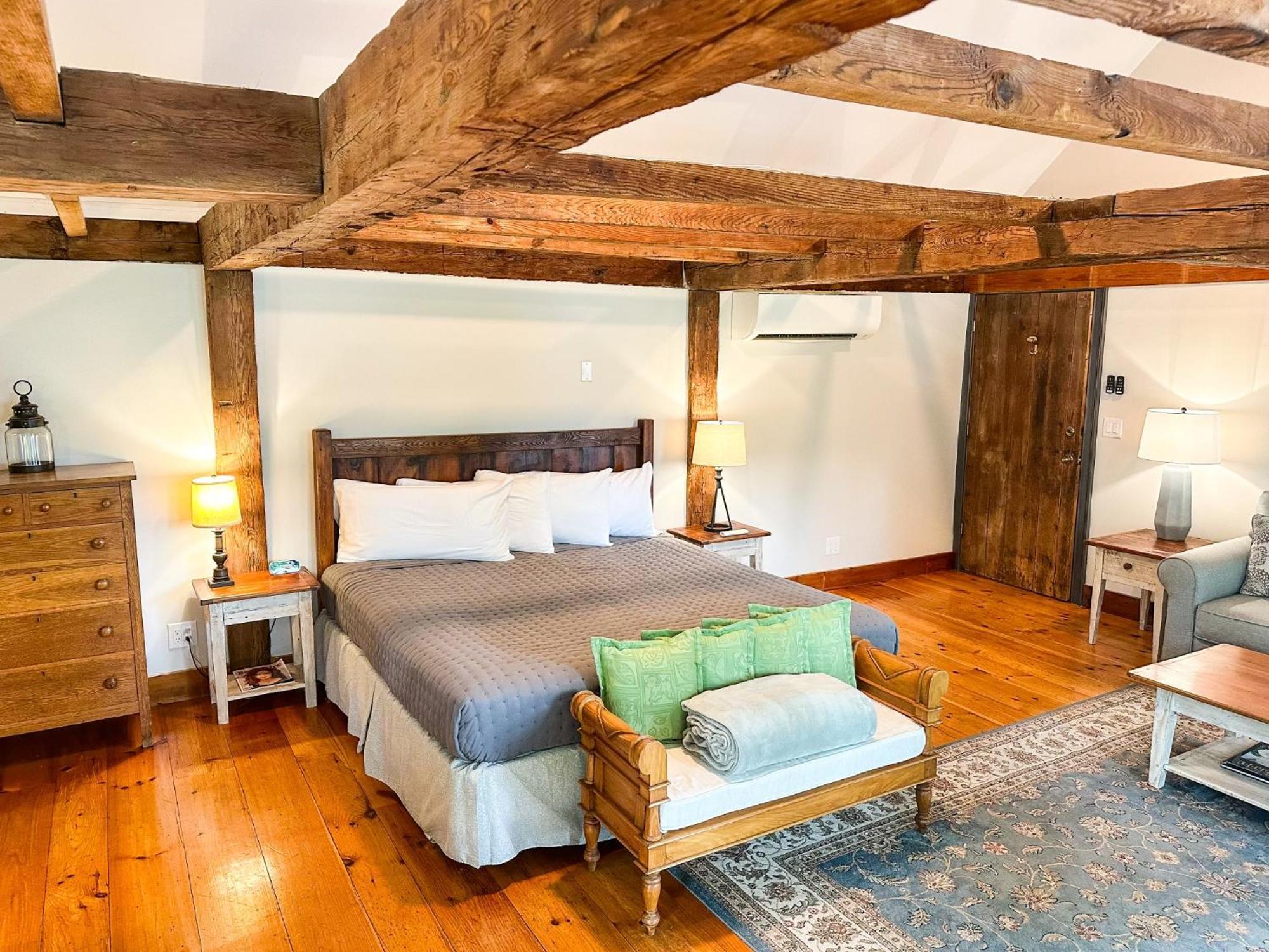 The Black Walnut Inn Amherst Zewnętrze zdjęcie