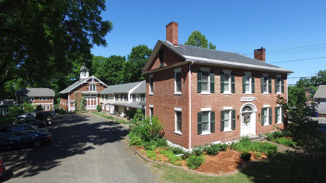 The Black Walnut Inn Amherst Zewnętrze zdjęcie